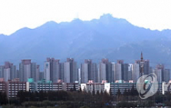 서울 서초구의 아파트촌 모습