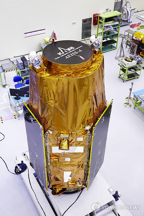 국내 공공위성으로는 처음으로 민간기업이 주도해 개발한 다목적 실용위성 3A호(아리랑 3A호).