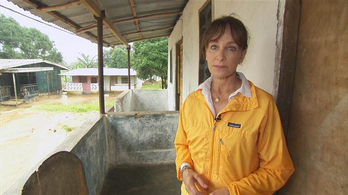 Dr. Nancy Snyderman reporting from Africa in October (NBC NEWS)