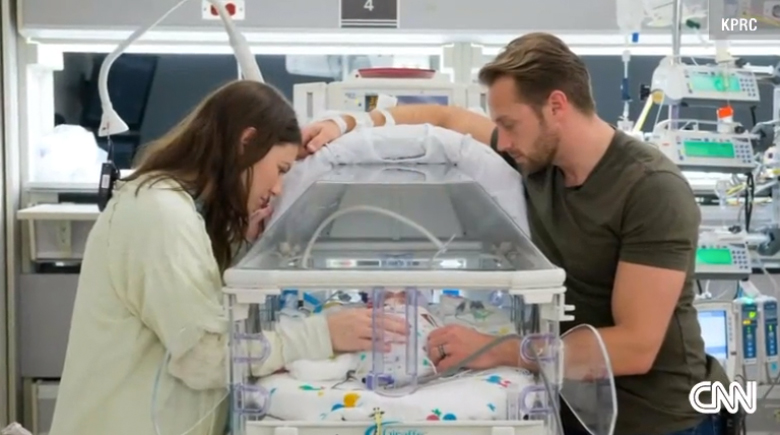 미국 최초 딸 다섯 쌍둥이 탄생