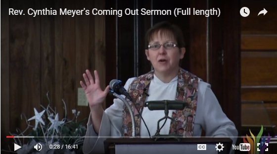 설교 중 레즈비언 커밍아웃을 하고 있는 신시아 메이어 목사