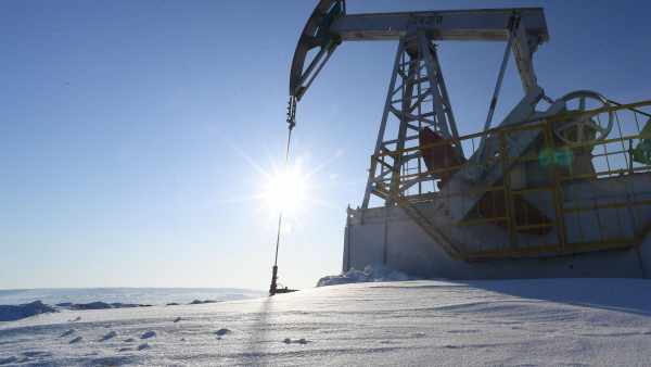 러시아 석유 제품에 대한 상한제 설정