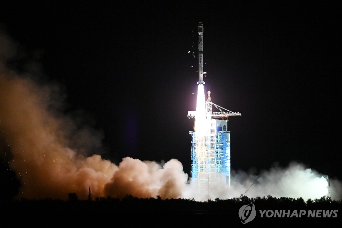 중국 위성발사