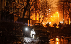 러시아 미사일 공격에 파괴된 키이우 아파트