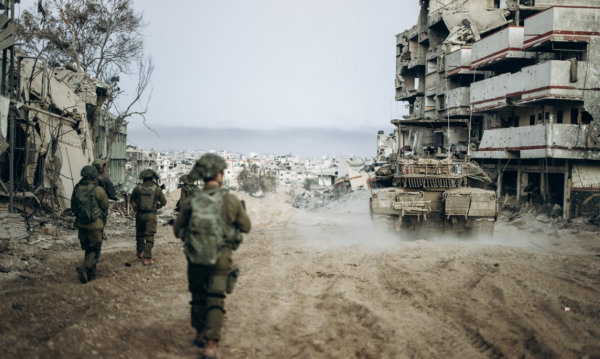 가자지구에서 작전 중인 이스라엘군 병사들
