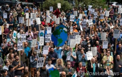 지난해 5월 해고 등에 반발해 미국 시애틀에서 벌어진 아마존 노동자들의 시위