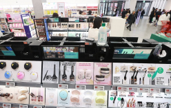 한국 화장품 인기에 경공업 제품 수출 비중 30% 육박