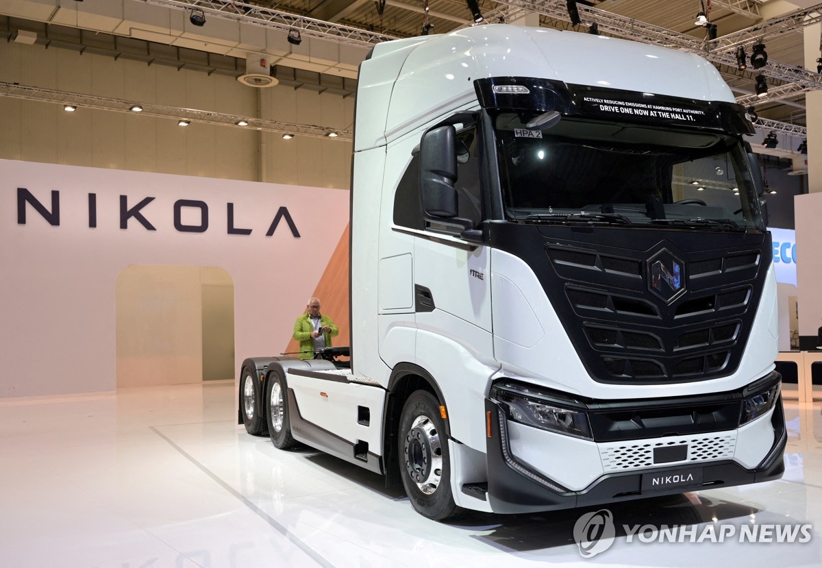 법원에 파산보호 신청한 전기·수소 트럭 제조업체 니콜라의 전시 제품 법원에 파산보호 신청한 전기·수소 트럭 제조업체 니콜라의 전시 제품