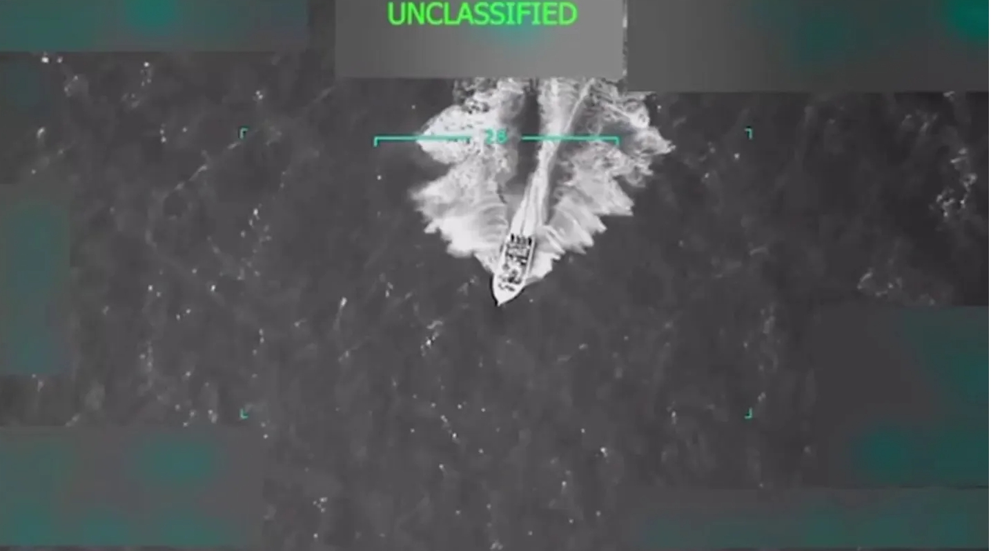 미군, 마약 운반 보트 파괴