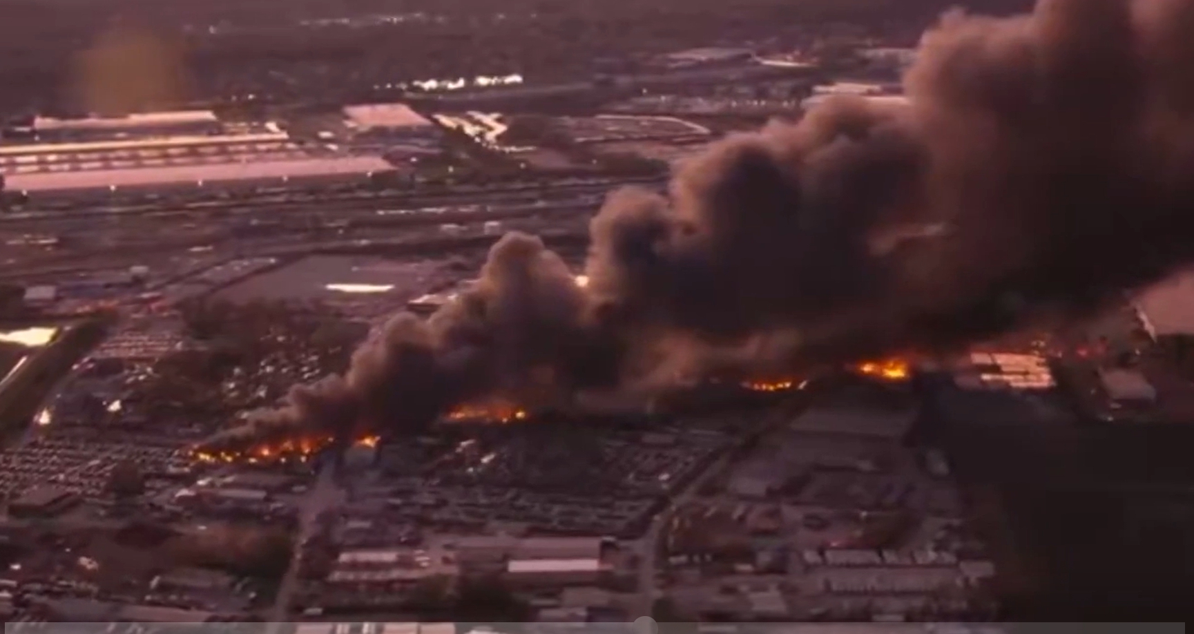 켄터키 루이빌 공항 UPS 화물기 폭발사고