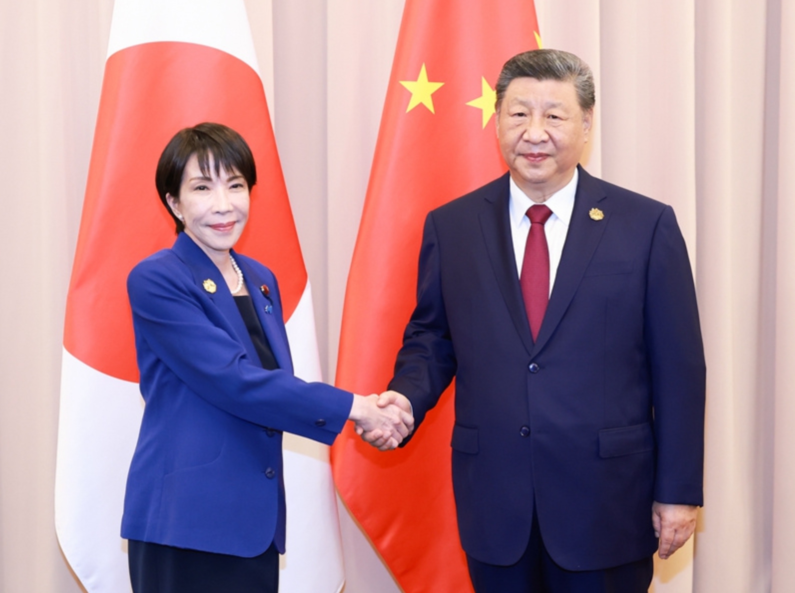 시진핑과 다카이치