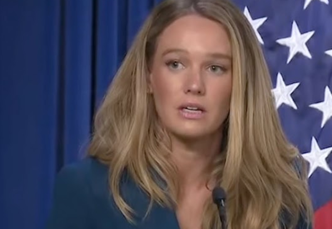 트리샤 맥러플린(Trisha McLaughlin)