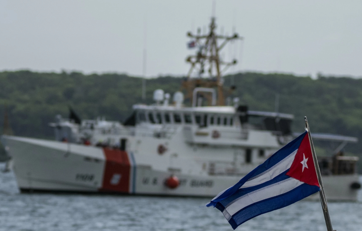 쿠바 연안 경비대 미국 등록된 보트 총격으로 4명 사망
